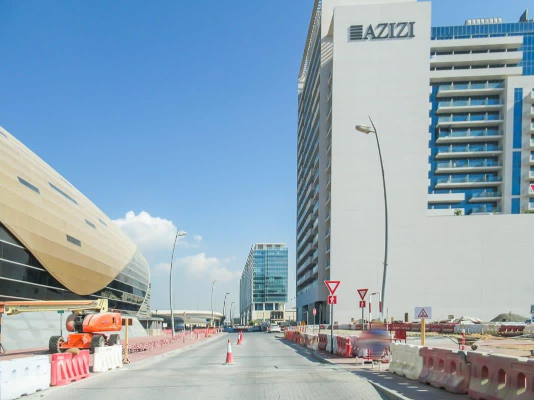 Frank Porter - Azizi Aura Dubai Exterior foto